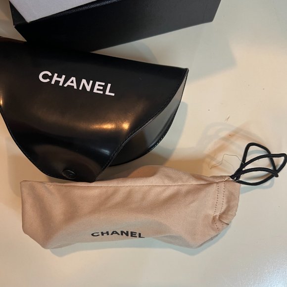CHANEL VINTAGE SUNGLASSES (TRENDY- CONDITION-NEW) - Picture 3 of 10